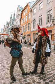 Internationally inspected and accredited by the american new england association of schools and colleges (neasc) and the international agency, the council of international schools (cis). Ultimate Guide To The Tallinn Estonia Christmas Market Helene In Between