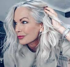Good hair care products are also key to keeping the lovely gray locks glistening. 3 Ways To Wear Gray Hair Over 40 Long Or Short Hairstyles