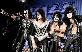 Paul Stanley says KISS could continue without him and Gene Simmons