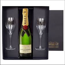Visit this site for details: The Champagne And Gift Company Personalised Champagne
