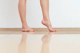 make laminate floors shine efficiently