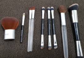 9 natio makeup brushes bundle