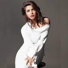 Oh-so-hot! Priyanka Chopra Jonas looks like a dream in an all-white ensemble