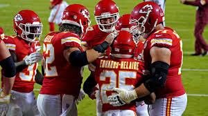 There was questionable clock management before. Chiefs Vs Texans Final Score Kansas City Rolls As Rookie Clyde Edwards Helaire Enjoys Breakout Debut Cbssports Com