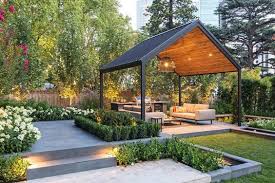 240 Modern Patio Backyard Design