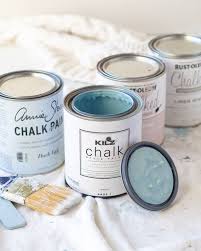 chalk paint versus regular paint why