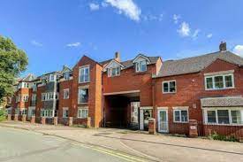 2 bedroom flats to in tamworth