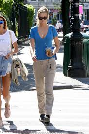 toni garrn wearing a blue t shirt with