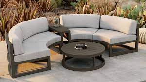 Furnishing A Circular Patio