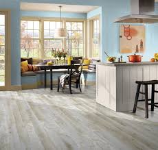 is laminate flooring scratch resistant