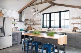 His career has been enviably diverse and features everything from movie prop building to high end interior design. Kitchen Pictures From Diy Network Ultimate Retreat 2017 Diynetwork Com Diy Network Ultimate Retreat 2017 Diy