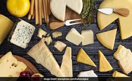 What is the healthiest cheese for your heart?