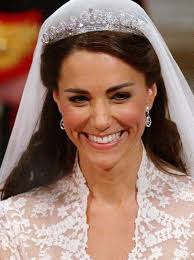 Despite the fanfare, the duke and duchess of cambridge made tributes to the royal traditions that had come before them, while throwing their wedding, their way. Royal Wedding 4 Ways In Which Kate Middleton S Wedding Hair And Makeup Were Fairytale Perfect Glamour