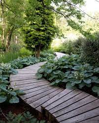 38 Cool Wooden Walkways For Your Garden