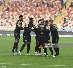 Players of Yeni Malatyaspor celebrate after scoring a goal during the...  News Photo - Getty Images
