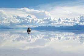 Salar de uyuni (or salar de tunupa) is the world's largest salt flat, or playa, at over 10,000 square kilometres (3,900 sq mi) in area. A Complete Guide To The Salar De Uyuni The Salt Flats Of Bolivia