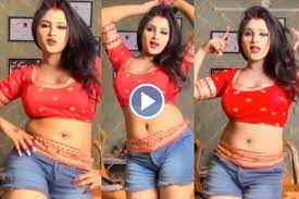 Desi Bhabhi In Shorts Sexy Video