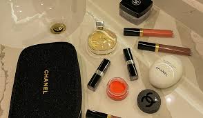 chanel spring 2022 makeup collection