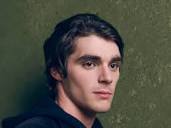 Breaking Bad star RJ Mitte interview: 'My goal is to show people ...