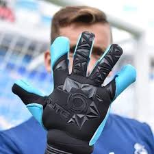 To determine your glove size: How To Choose The Right Size Of Goalkeeper Gloves