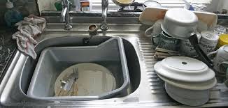 how to remove smell from kitchen sink