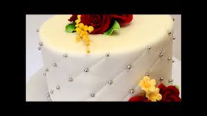 Simple wedding cakes and small homemade cake alternatives like cookies and donuts are so hot right now. Single Tier Wedding Cake Small Wedding Cake Ideas Youtube