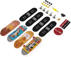 Fingerboards, finger skateboards and tech decks. Tech Deck 6028815 Pack Finger Skates X4 Modell Zufallige Amazon De Spielzeug