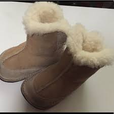 Baby Uggs Size S 2 3 Per Sizing Chart
