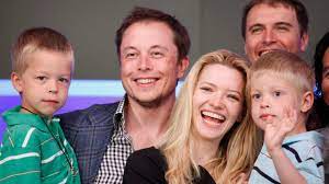 Namens-Änderung: Musk-Sohn will nicht mehr mit Tesla-Chef verwandt sein -  Politik Ausland - NEWS worldwide