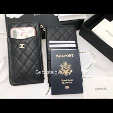 Maybe you would like to learn more about one of these? Chanel Black Caviar Wallet Gold Card Phone Holder Chanel Black Chanel Handbags Black Caviar