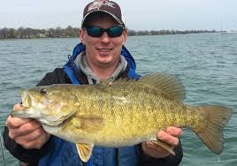 smallmouth bass guide lake st clair
