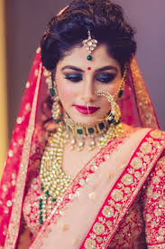 dramatic smokey eye bridal makeup with