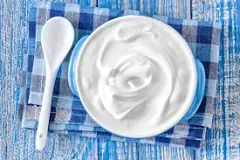 Is sour cream high in calcium?