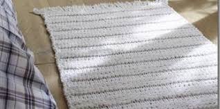 Trachtenwolle ist ein strickgarn, das zu einem sehr hohen prozentanteil aus reiner schurwolle besteht, aber ebenfalls einen gewissen anteil an kunstfasern hat. Schoenstricken De Strickteppich Selber Machen