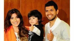 Calling aguero a wimp, maradona told him on social media, it makes me very sad that having so many people around you, not one of them can tell you that your son comes first. after their divorce, giannina took ben. E Finita Tra Il Kun Aguero E La Figlia Di Maradona