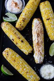 mexican grilled corn garnish with lemon