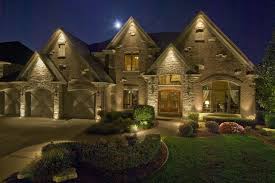 Outdoor Accent Lighting For The House