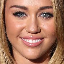 miley cyrus makeup bronze eyeshadow