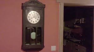 Horloge ancienne - Sonnerie des heures et des demi-heures - YouTube