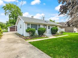 8603 Linder Ave Burbank Il 60459 Zillow