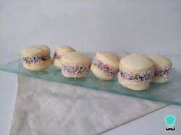 alfajores de maicena fácil con harina