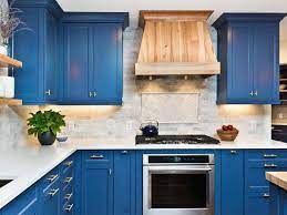 painting their kitchen cabinets