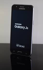 Samsung Galaxy J5 - Vikipedi