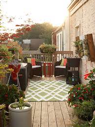 small deck decorating inexpensive