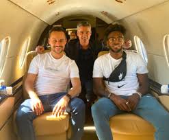 Fabrizio romano is an italian journalist who specializes in football transfers. Fabrizio Romano On Twitter Nuno Tavares Together With His Agents After Paperworks Signed As New Arsenal Player Contract Until June 2026 8m Plus Add Ons To Benfica Confirmed Afc Https T Co 18rof3rfto