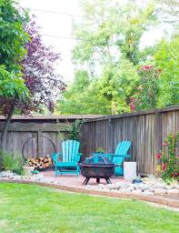 Corner Garden To Maximize Your Outdoor