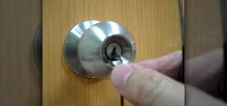 door lock with homemade tool