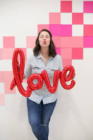 Need the perfect card to go with the amazing valentine's day gift you picked out for him or her? 8 Diy Valentine S Day Party Photo Backdrops Shelterness