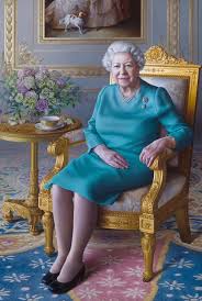 Последние твиты от queen (@queenwillrock). The Queen Views New Royal Portrait During Virtual Unveiling