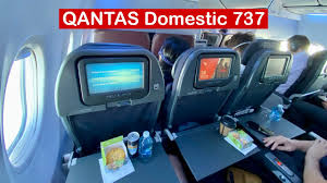 qantas 737 economy cl in 2022